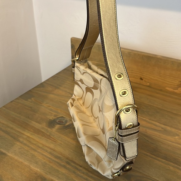 Coach signature hobo bag - Picture 3 of 6